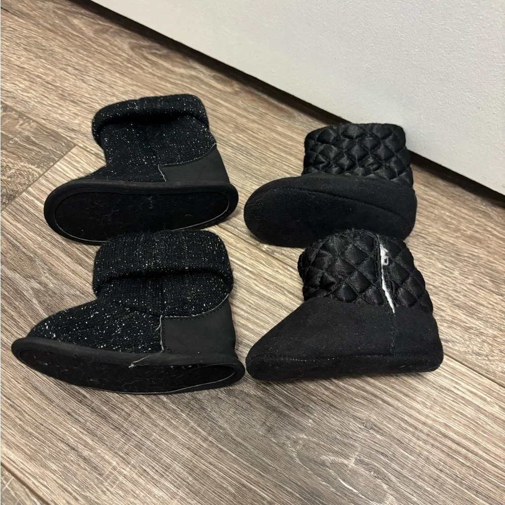 Baby Girl No Brand Black Boots 0-6 Months 2 Pairs